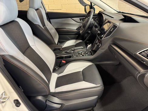 Used 2023 Subaru Crosstrek 2.5i Limited AWD/4WD image 30