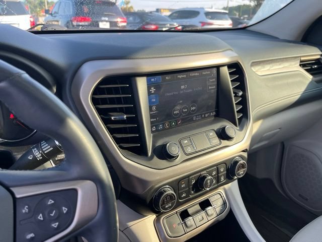 Used 2023 GMC Acadia Denali w/ Denali Ultimate Package FWD image 23