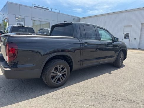 Used 2020 Honda Ridgeline Sport image 3