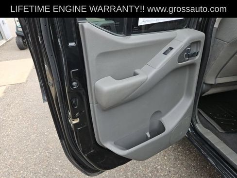 Used 2019 Nissan Frontier SV w/ Value Truck Package AWD/4WD image 25