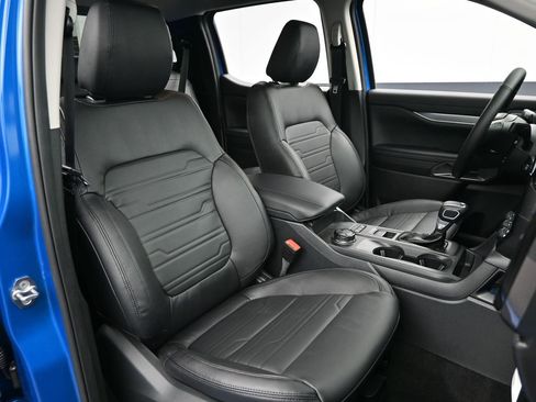 New 2025 Ford Ranger Lariat w/ FX4 Off-Road Package image 36