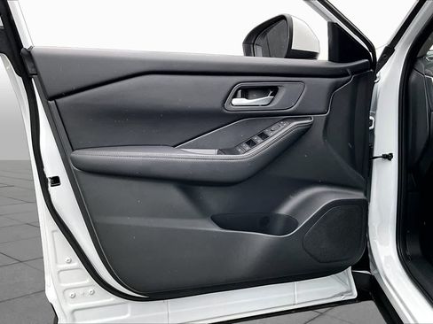 New 2026 Nissan Rogue SV w/ Cold Weather Package FWD image 10