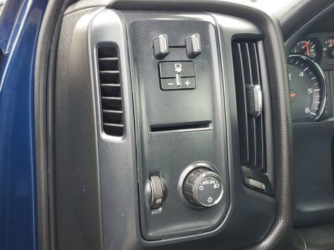 Used 2018 GMC Sierra 2500 4x4 Regular Cab image 11