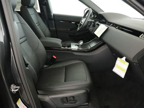 New 2024 Land Rover Range Rover Evoque Dynamic SE image 23