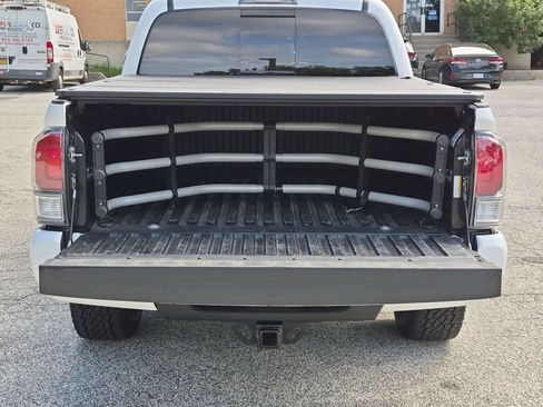 Used 2023 Toyota Tacoma TRD Sport AWD/4WD image 6