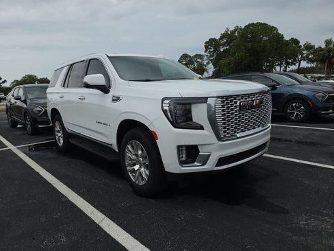 Used 2024 GMC Yukon Denali RWD image 4