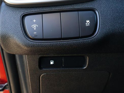 Used 2020 Kia Sorento LX image 22