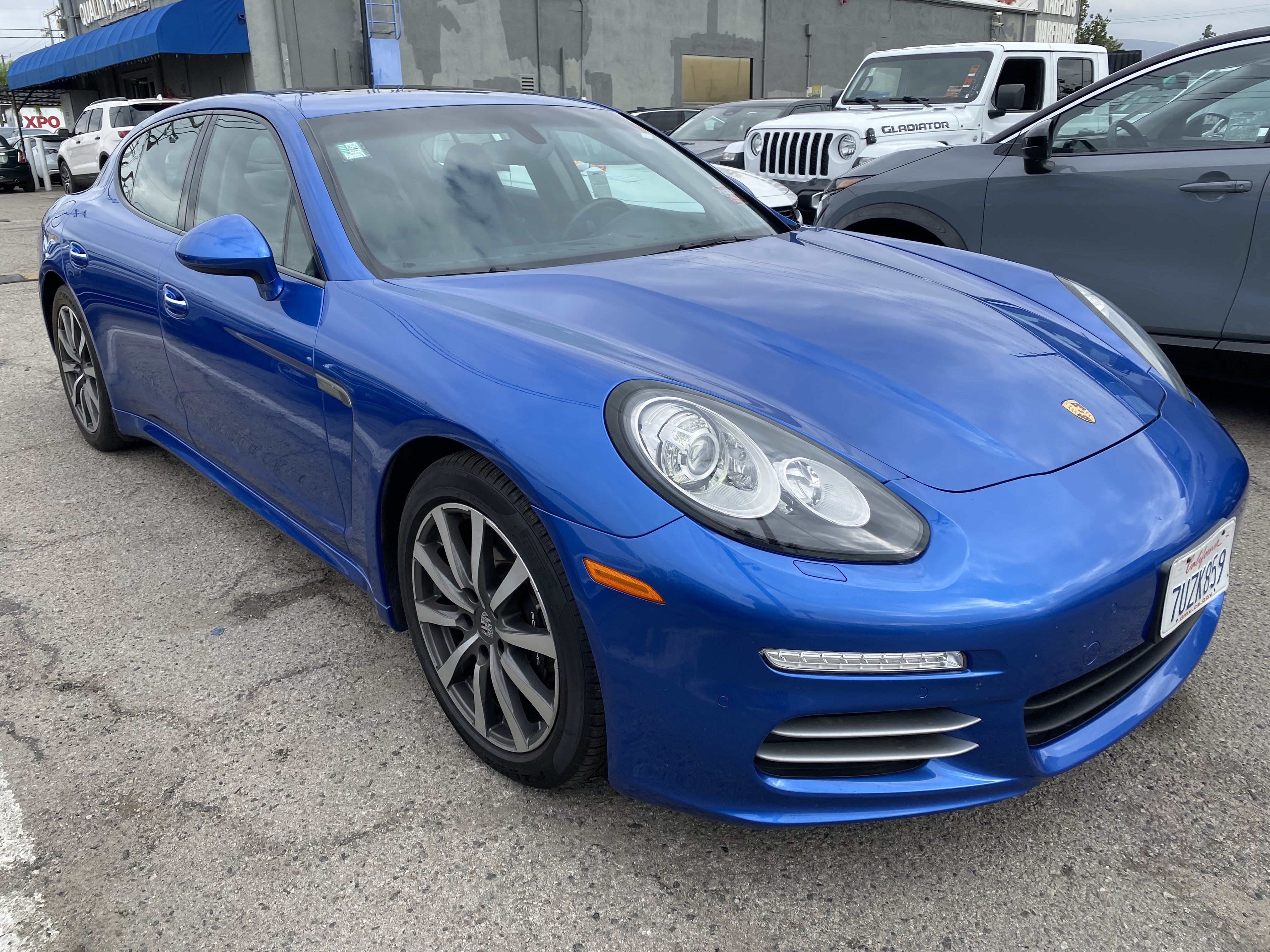 Used 2015 Porsche Panamera 4 AWD/4WD image 7