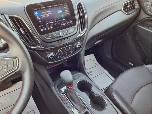 Used 2023 Chevrolet Equinox RS w/ RS Leather Package image 8