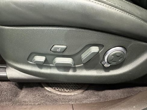 Used 2022 Genesis GV80 3.5T w/ Prestige Package 07 image 12