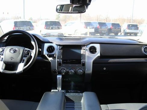 Used 2020 Toyota Tundra SR5 image 21