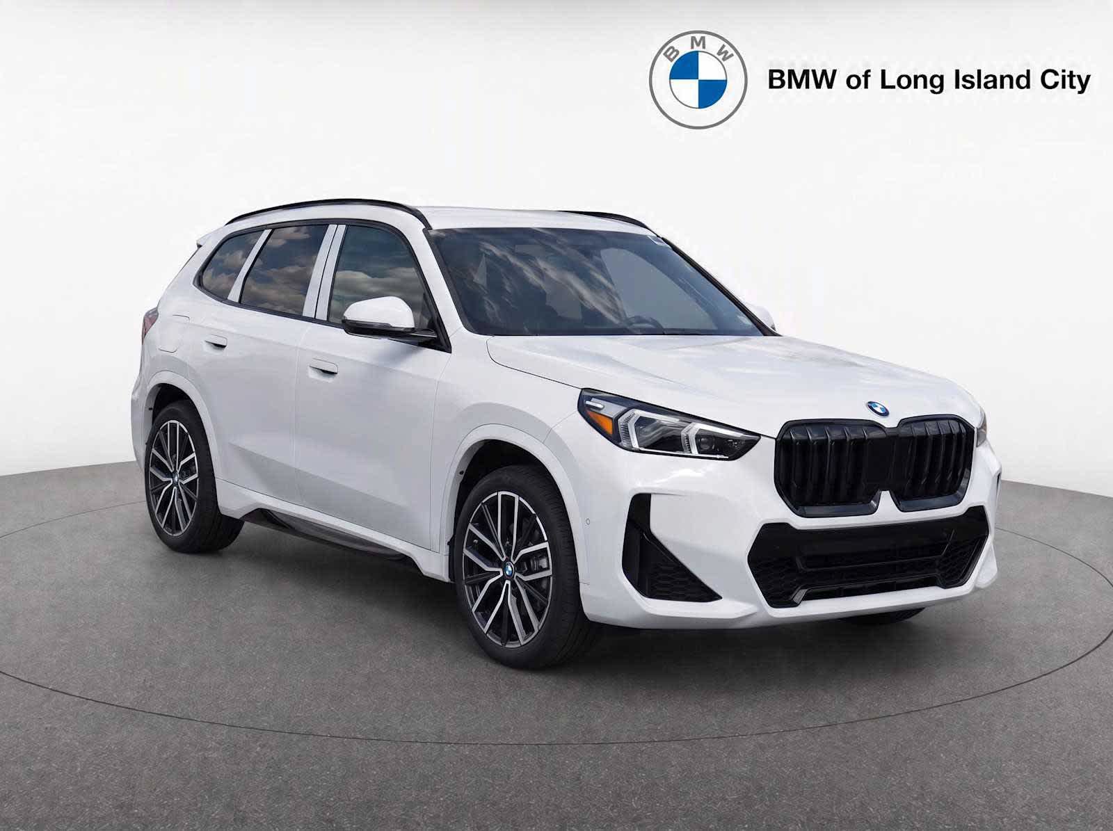 New 2027 BMW X1 xDrive28i AWD/4WD image 1