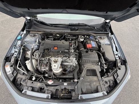 Used 2024 Honda Civic Sport image 7