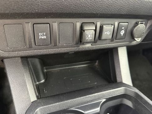 Used 2023 Toyota Tacoma TRD Off-Road image 22