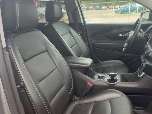 Used 2024 GMC Terrain SLT AWD/4WD image 33