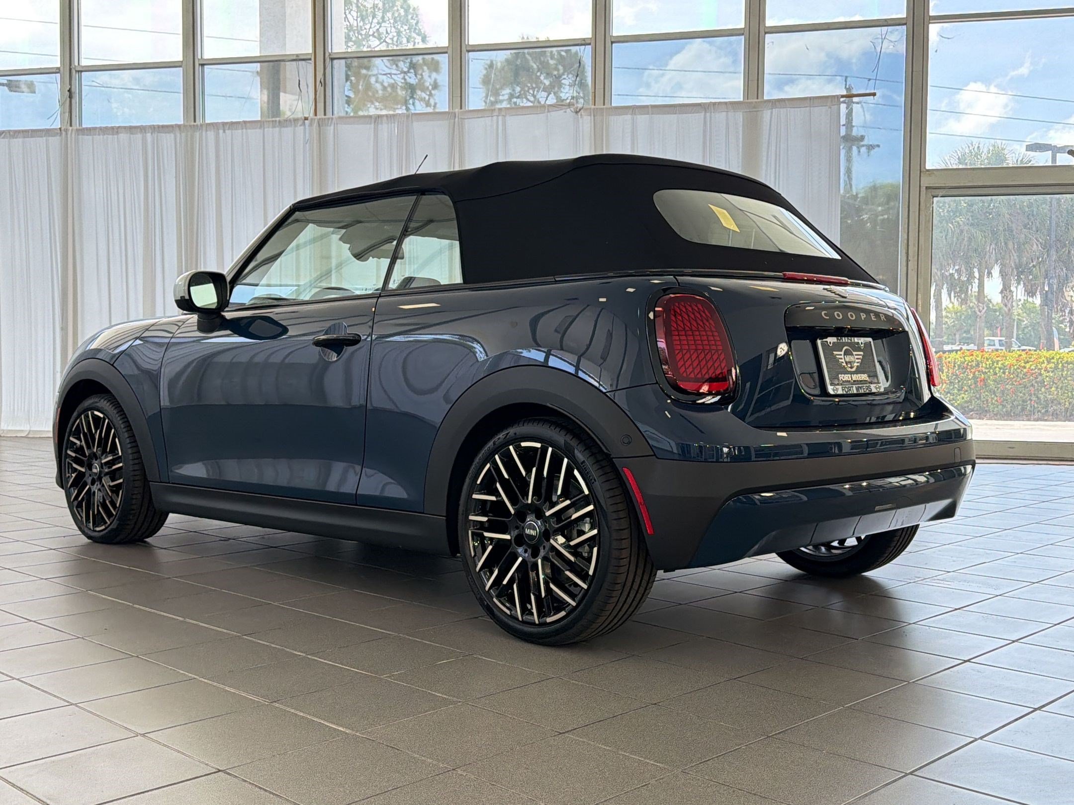 New 2026 MINI Cooper S FWD image 3