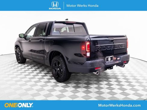 New 2026 Honda Ridgeline Black Edition image 3
