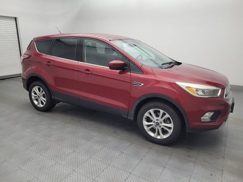 Used 2017 Ford Escape SE w/ SE Cold Weather Package FWD image 11