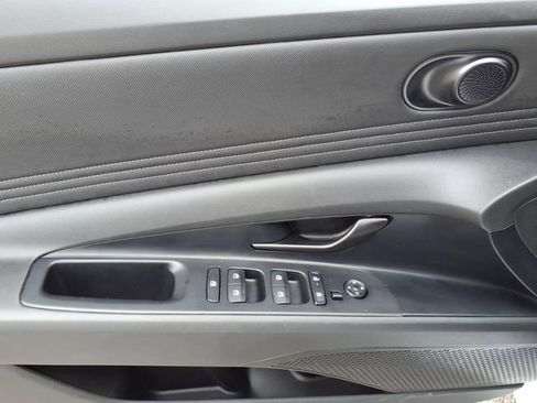 Used 2026 Hyundai Elantra Sport image 10