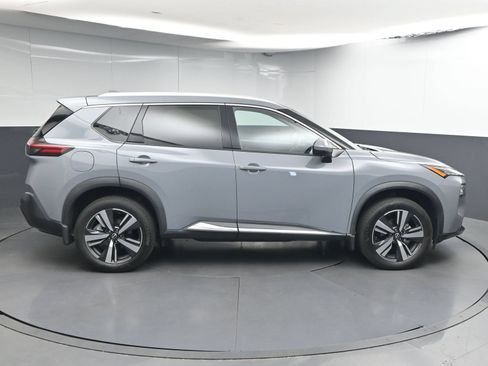 Certified 2023 Nissan Rogue SL FWD image 8