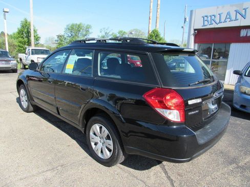 Used 2009 Subaru Outback 2.5i AWD/4WD image 22