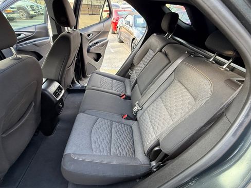 Used 2020 Chevrolet Equinox LT w/ Driver Convenience Package FWD image 18