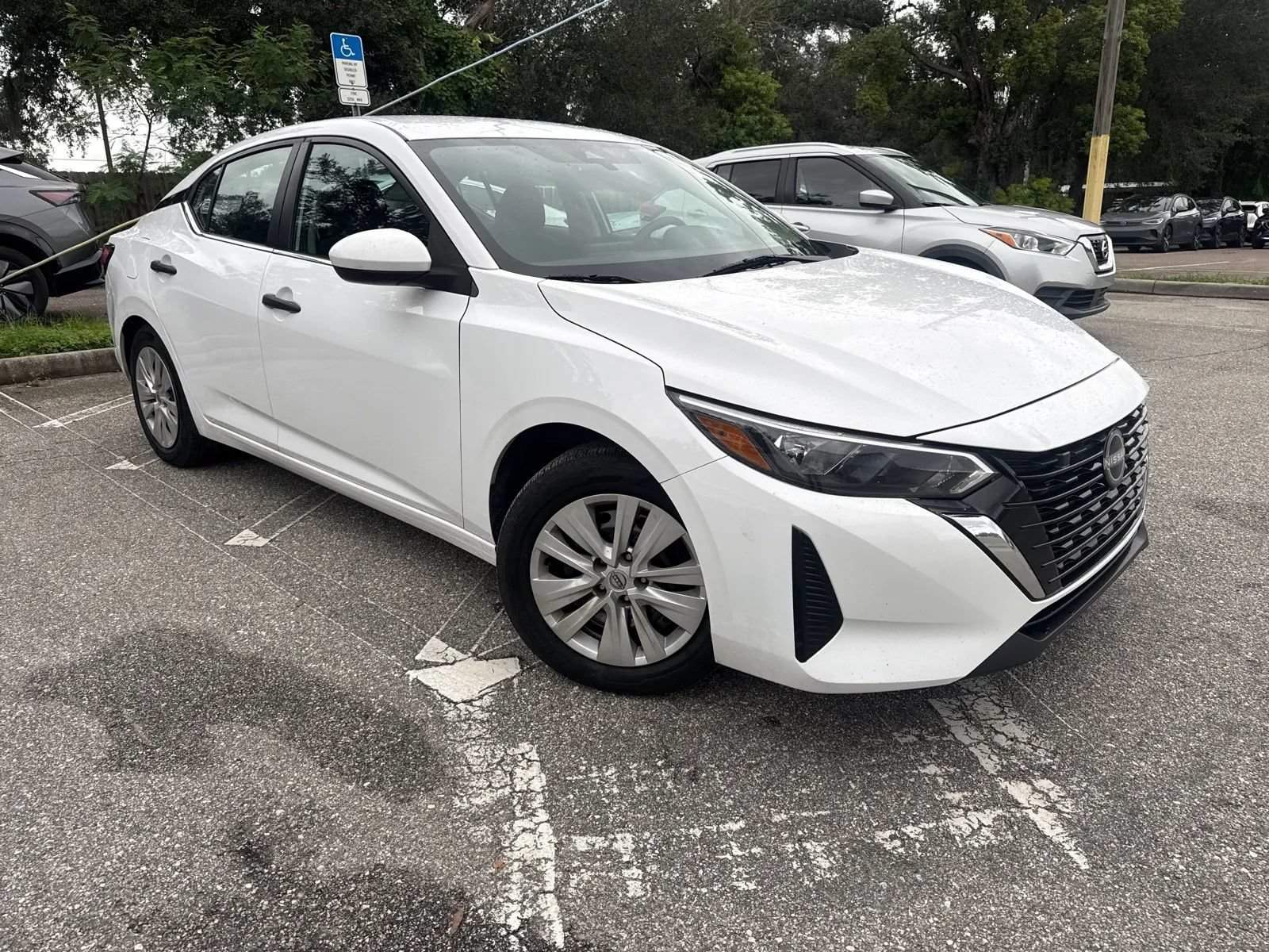 Used 2025 Nissan Sentra S FWD image 6