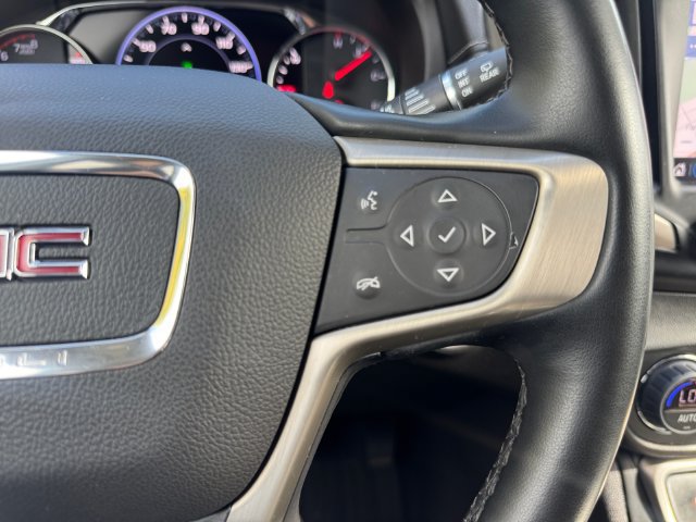 Used 2024 GMC Terrain Denali w/ Denali Premium Package AWD/4WD image 16
