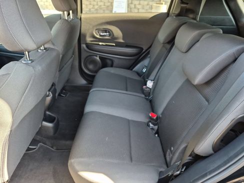 Used 2022 Honda HR-V Sport image 28