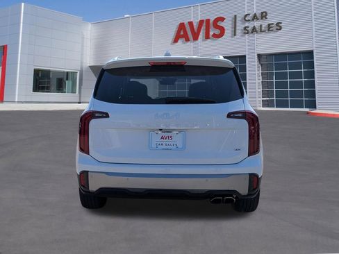Used 2025 Kia Telluride S AWD/4WD image 7