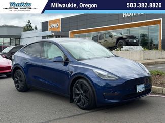Used 2025 Tesla Model Y Long Range AWD/4WD video 1