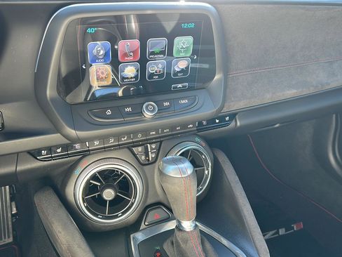 Used 2018 Chevrolet Camaro ZL1 image 12