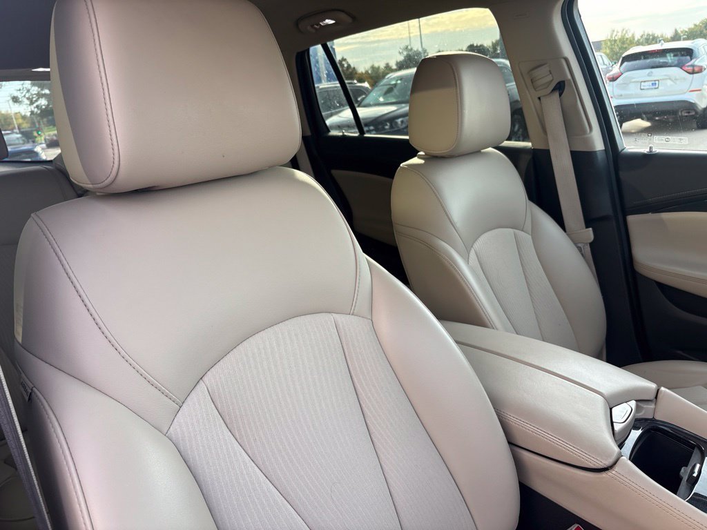 Used 2017 Buick Envision Preferred w/ LPO, Cargo Package FWD image 27