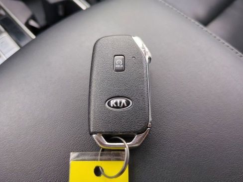 Used 2021 Kia Telluride S AWD/4WD image 29