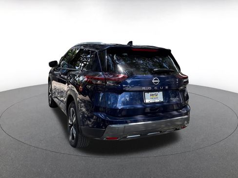 Used 2026 Nissan Rogue SL AWD/4WD image 9
