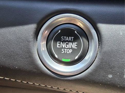 Used 2023 Cadillac Escalade Sport Platinum RWD image 30
