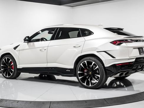 Used 2024 Lamborghini Urus S AWD/4WD image 5