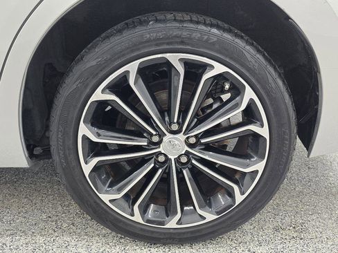 Used 2016 Toyota Corolla S FWD image 33
