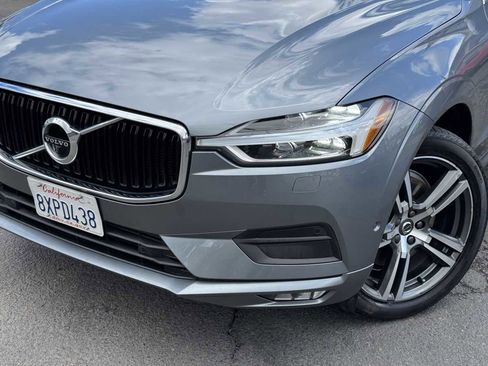Used 2018 Volvo XC60 T6 Momentum w/ Convenience Package AWD/4WD image 3