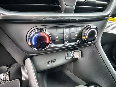 New 2026 Buick Encore GX Preferred w/ Comfort Package FWD image 17