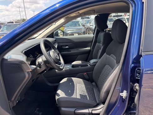 Used 2026 Nissan Kicks SV w/ Cold Weather Package AWD/4WD image 21