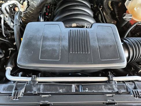 Certified 2025 Chevrolet Tahoe Z71 AWD/4WD image 37