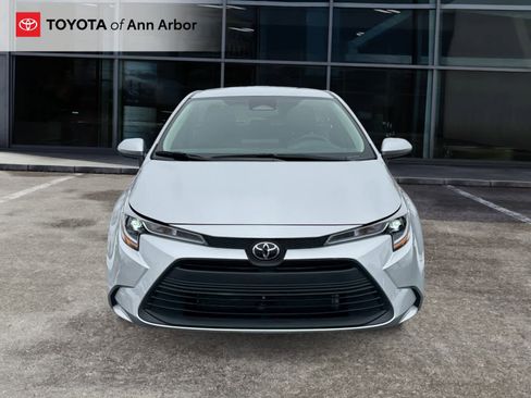 Certified 2025 Toyota Corolla LE image 11