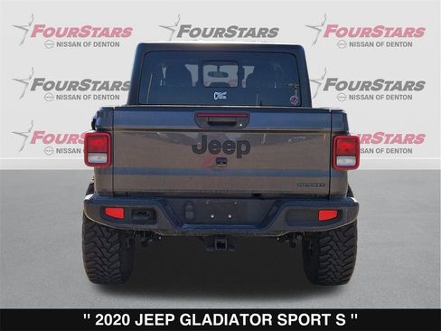 Used 2020 Jeep Gladiator Sport w/ Quick Order Package 24S image 5