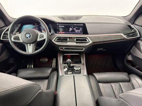 Used 2022 BMW X5 M50i w/ Dynamic Handling Package image 17
