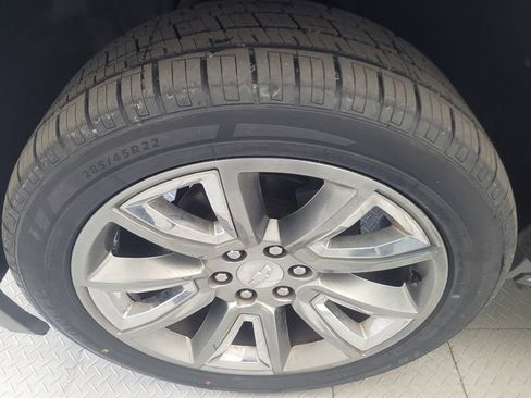 Used 2019 Chevrolet Tahoe Premier AWD/4WD image 31