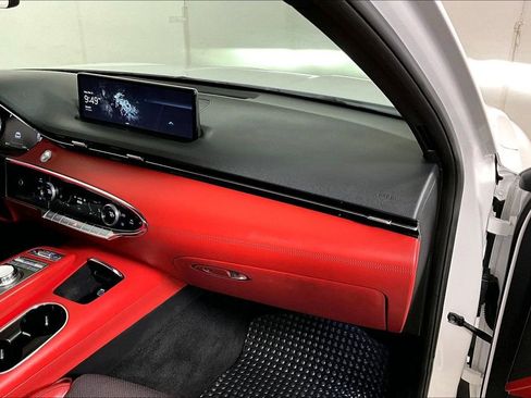 Used 2022 Genesis GV70 3.5T Sport image 16