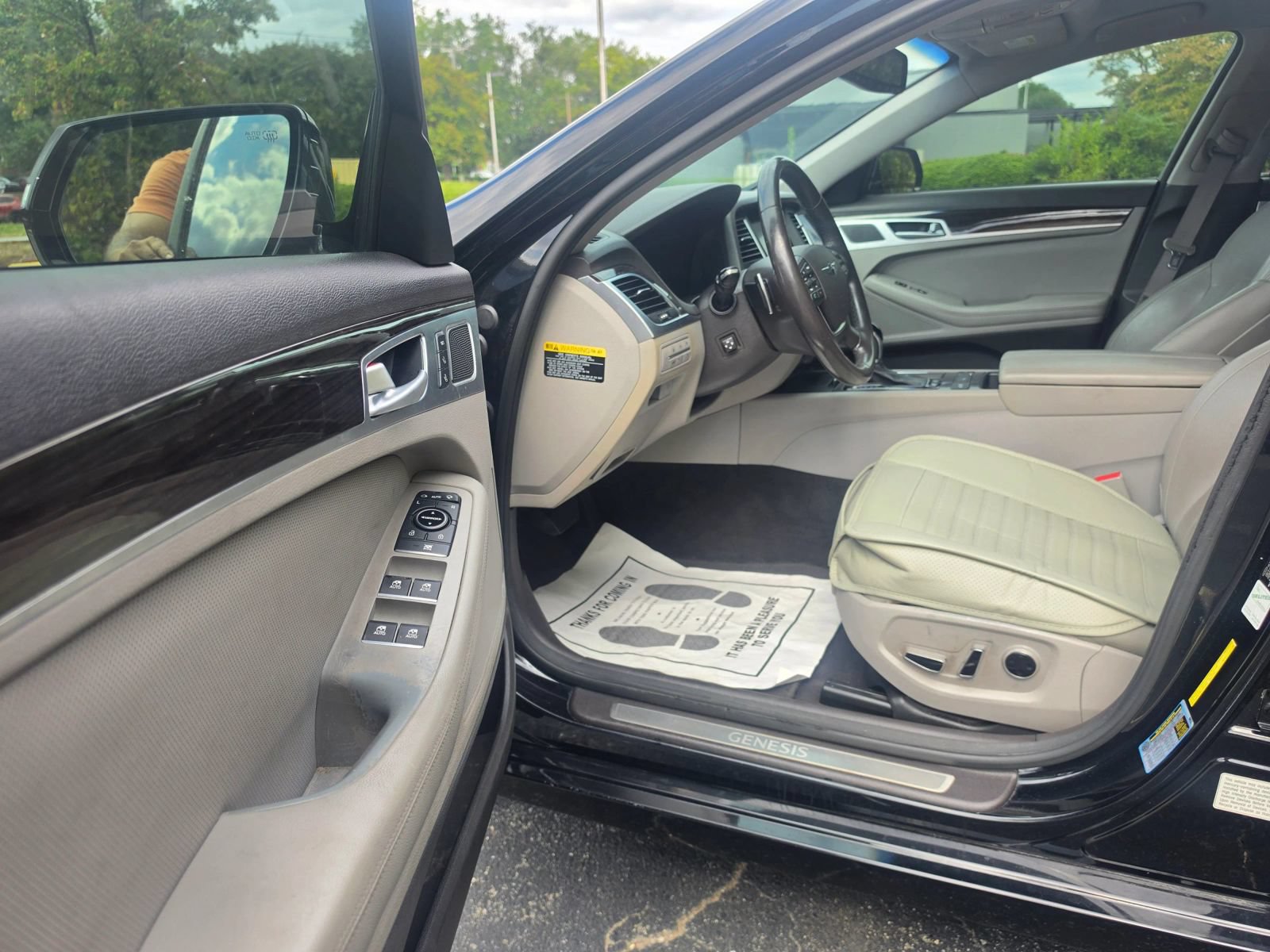 Used 2017 Genesis G80 3.8 w/ Option Group 02 RWD image 16