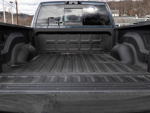New 2026 RAM 2500 Big Horn AWD/4WD image 32