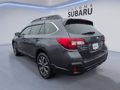 Used 2019 Subaru Outback 2.5i image 3